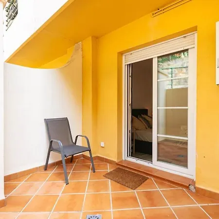 Apartment Spacious Duplex Steps To Puerto Banus *