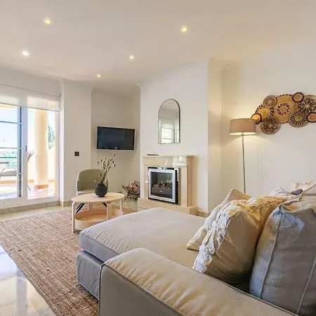 Spacious Duplex Steps To Puerto Banus Apartment