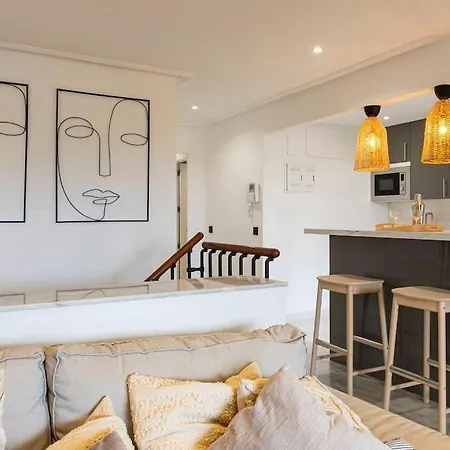 Spacious Duplex Steps To Puerto Banus